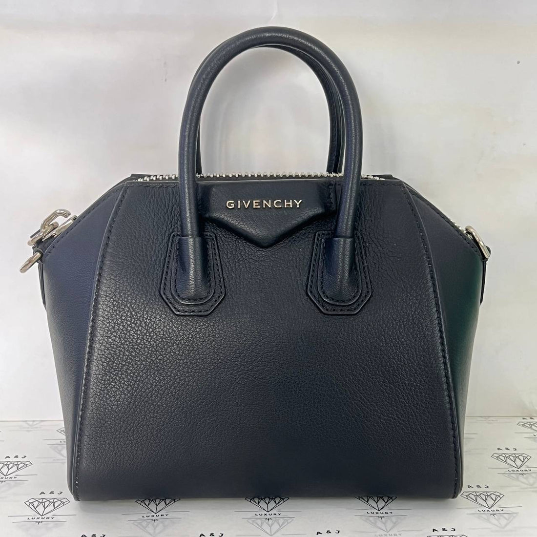 [PRE LOVED] Givenchy Mini Antigona in Black Goatskin Leather SHW