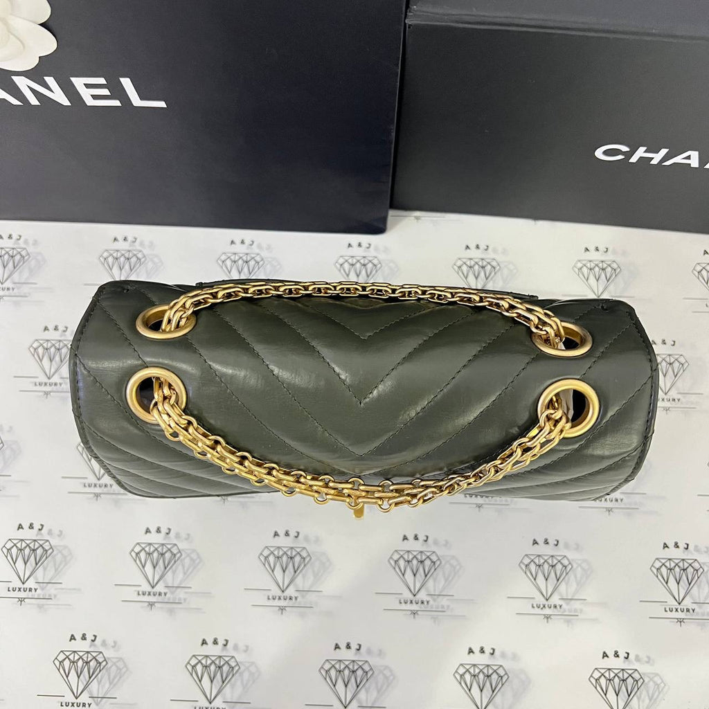 [PRE LOVED] Chanel Mini Reissue 2.55 in Green Distressed Calfskin Leather GHW (microchipped)