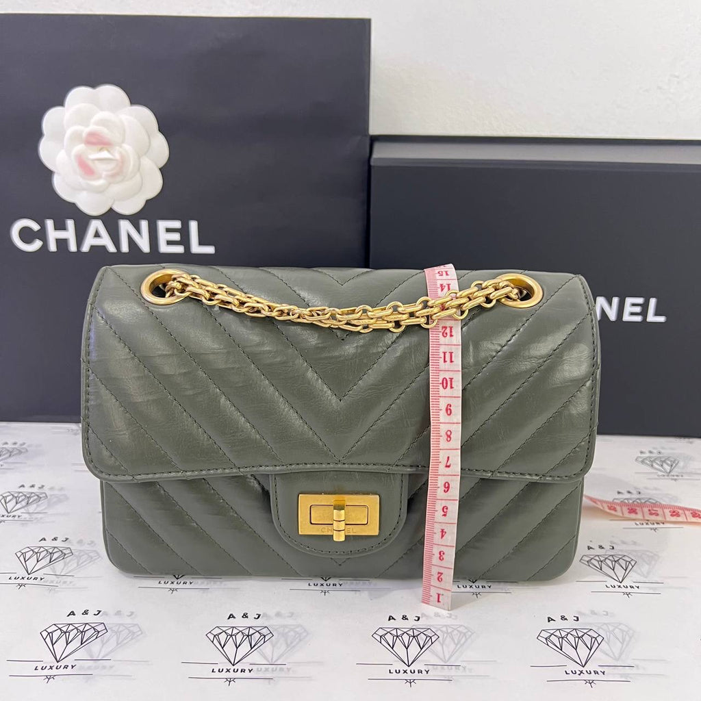 [PRE LOVED] Chanel Mini Reissue 2.55 in Green Distressed Calfskin Leather GHW (microchipped)