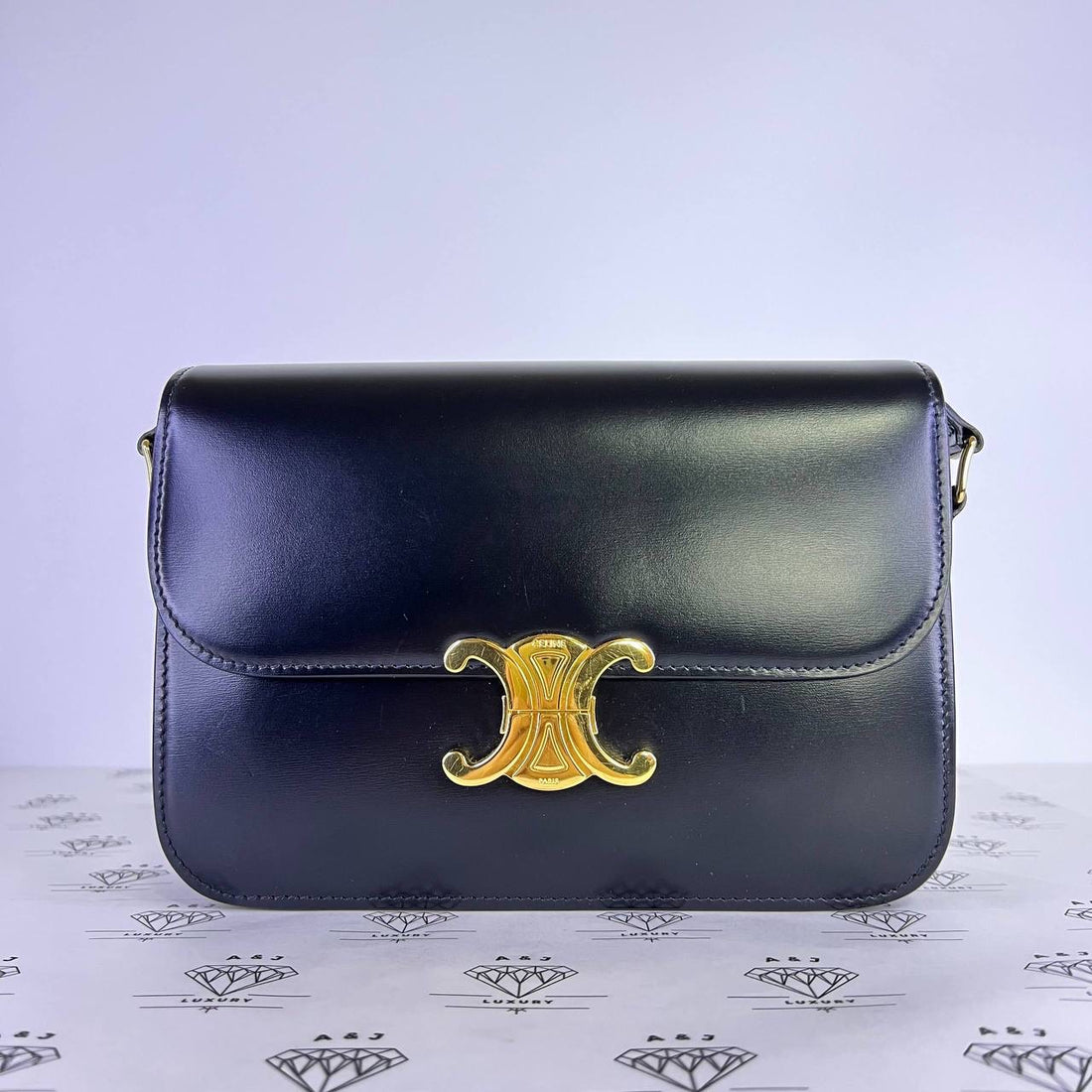 [PRE LOVED] Celine Classique Triomphe in Black Calfskin Leather GHW