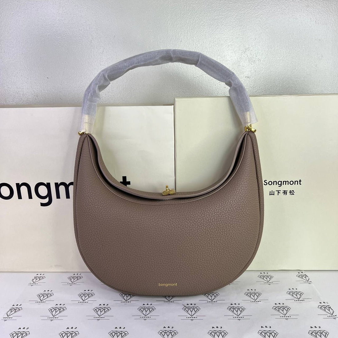 [BRAND NEW] Songmont Luna in Walnut Vegan Leather GHW