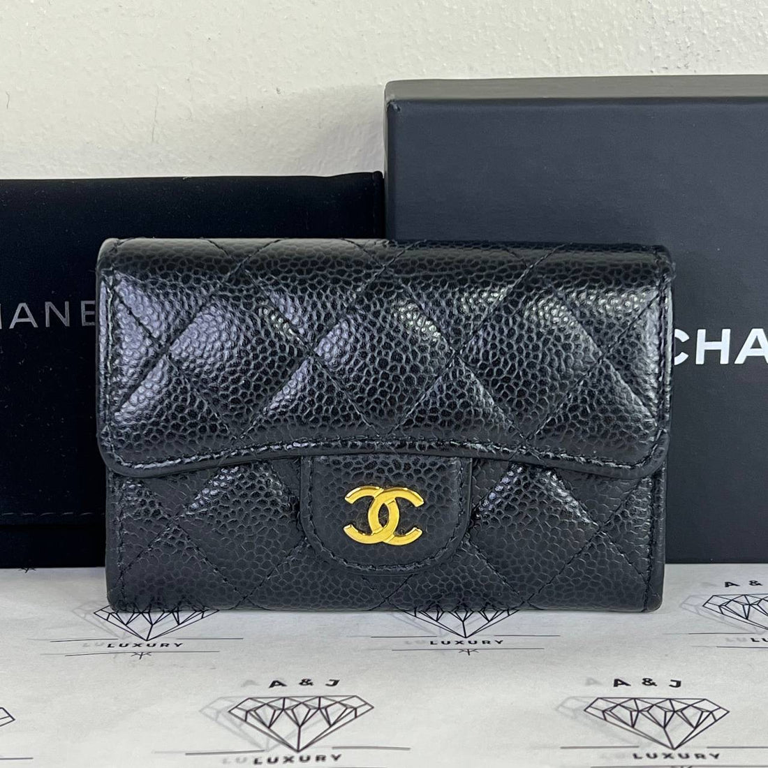 [PRE LOVED] Chanel Classic Flap Cardholder in Black Caviar GHW (microchipped)