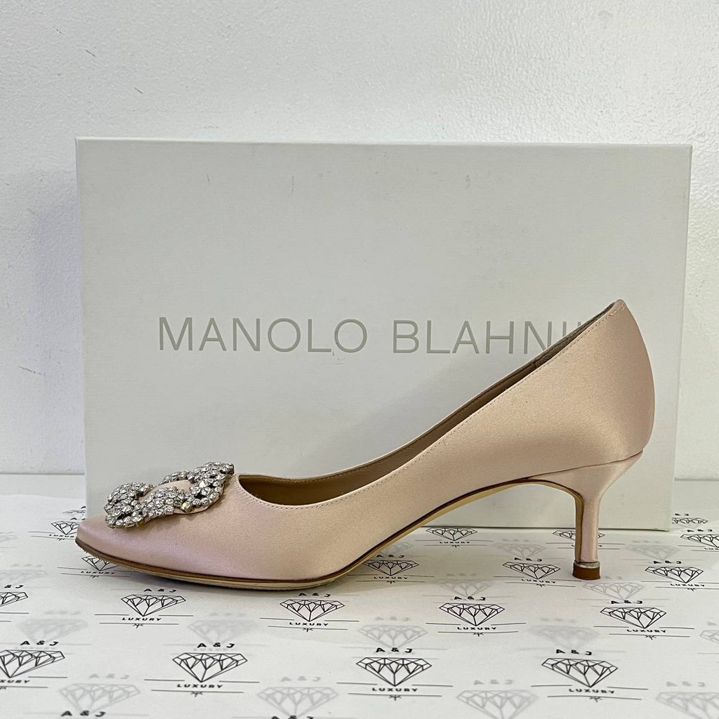 [PRE LOVED] Manolo Blahnik Satin Pumps in Light Pink Size 37EU