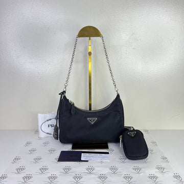 [PRE LOVED] Prada Re-Edition 2000 Multi Pochette in Black Nylon SHW