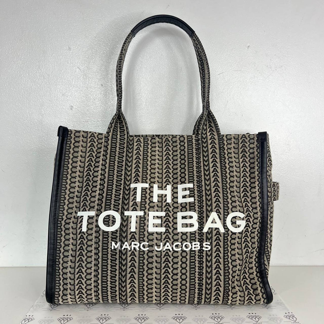 [PRE LOVED] Marc Jacobs Large Monogram Tote Bag