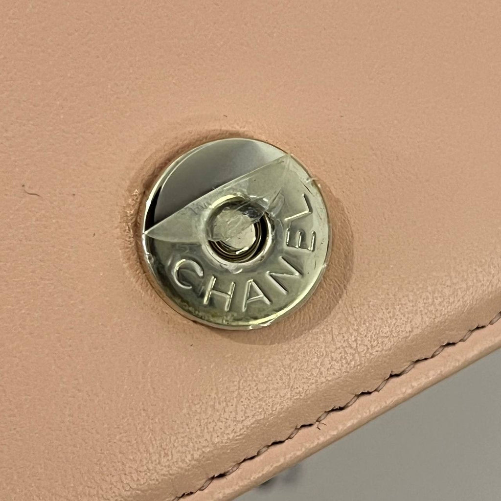 [PRE LOVED] Chanel Leboy Wallet on Chain in Peach Chevron Caviar Leather GHW (microchipped)