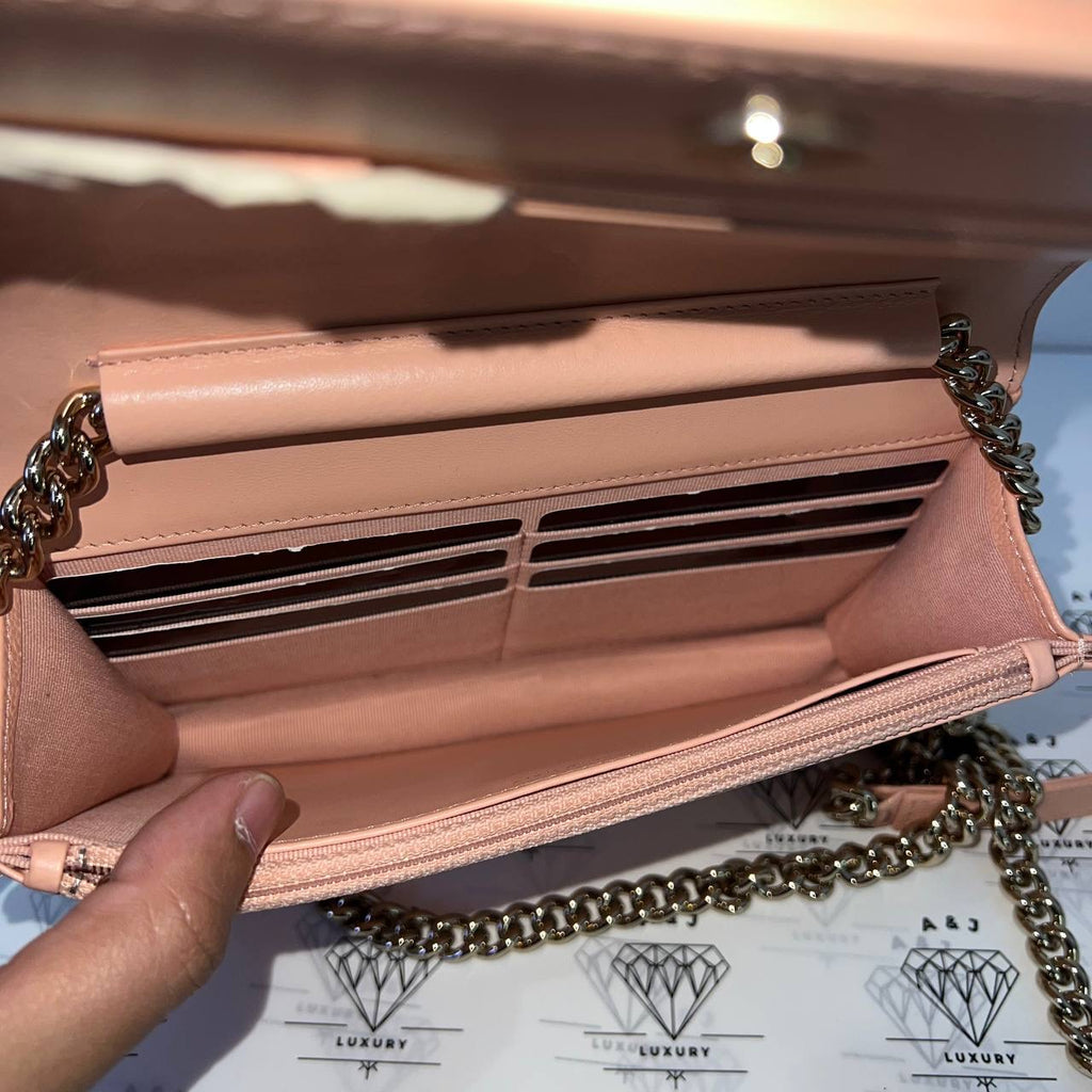 [PRE LOVED] Chanel Leboy Wallet on Chain in Peach Chevron Caviar Leather GHW (microchipped)