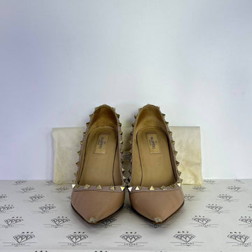 [PRE LOVED] Valentino Rockstud Heels in Poudre Size 37EU