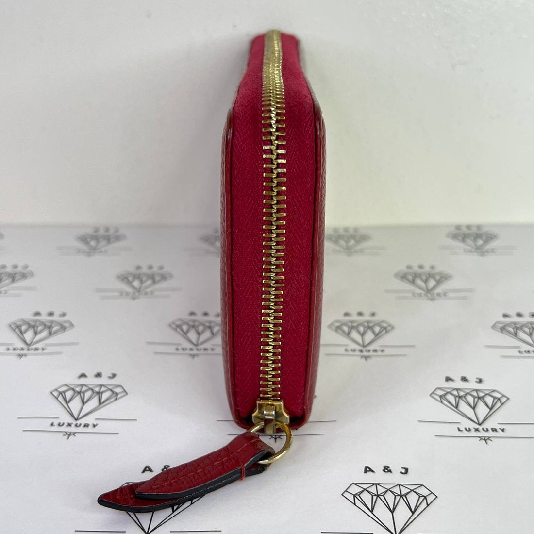[PRE LOVED] Gucci Marmont Zip Around Long Wallet in Red GHW
