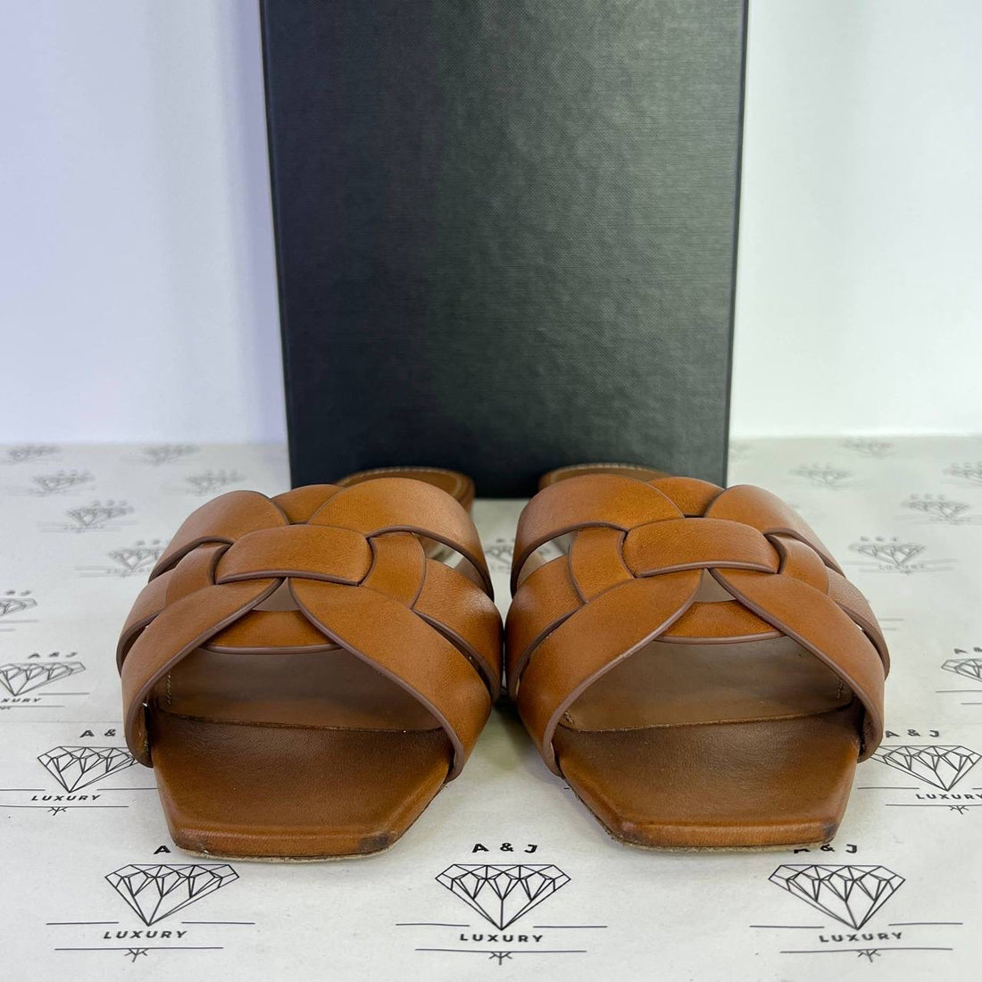 [PRE LOVED] YSL Tribute Flats in Brown Size 39EU