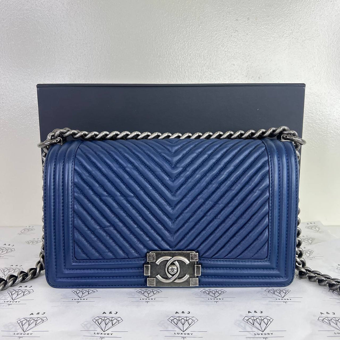 [PRE LOVED] Chanel Old Medium Chevron Leboy in Blue Calfskin Leather RHW (Series 20)