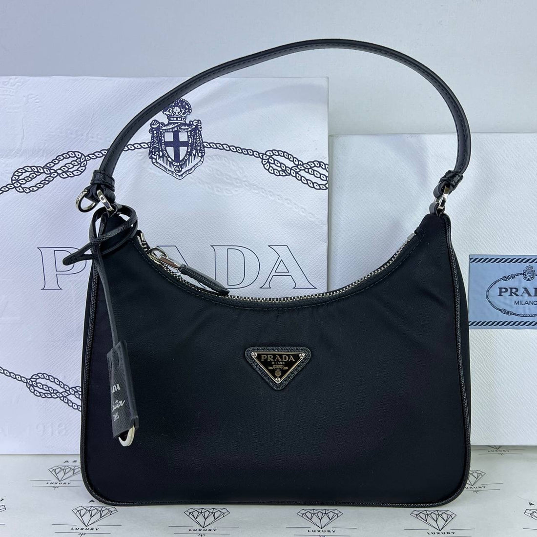 [PRE LOVED] Prada Re-edition 2005 in Black Nylon SHW