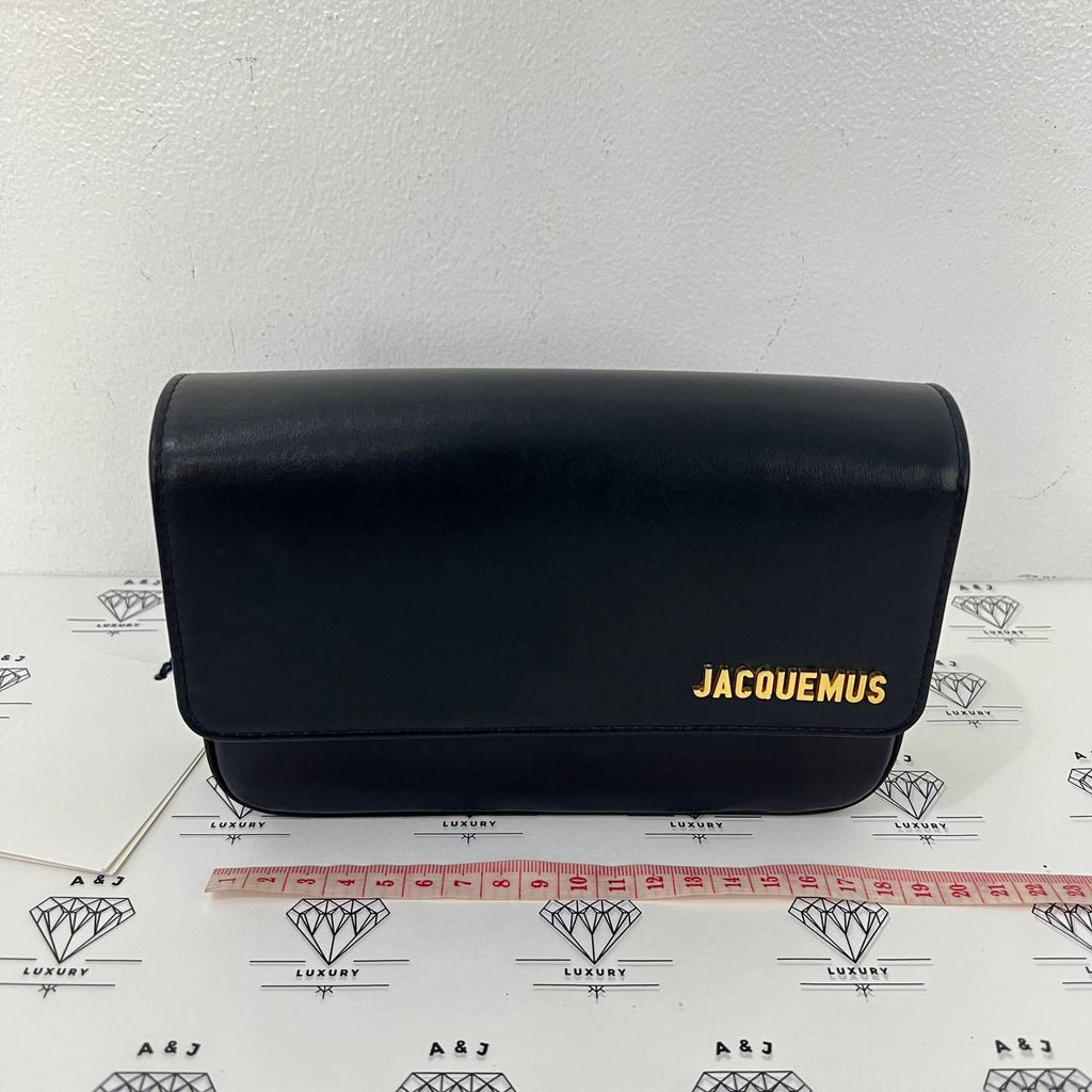 [PRE LOVED] Jacquemus Le Carinu in Black GHW