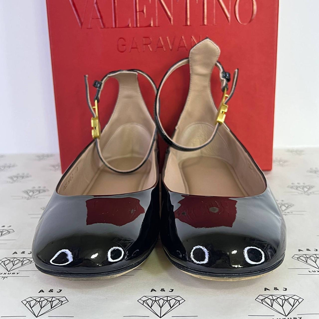[PRE LOVED] Valentino Tan-Go Patent Flats in Black Size 38EU