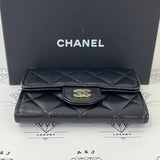 [BRAND NEW] Chanel Seasonal Flap Cardholder with zip in Black Caviar GHW (microchipped)