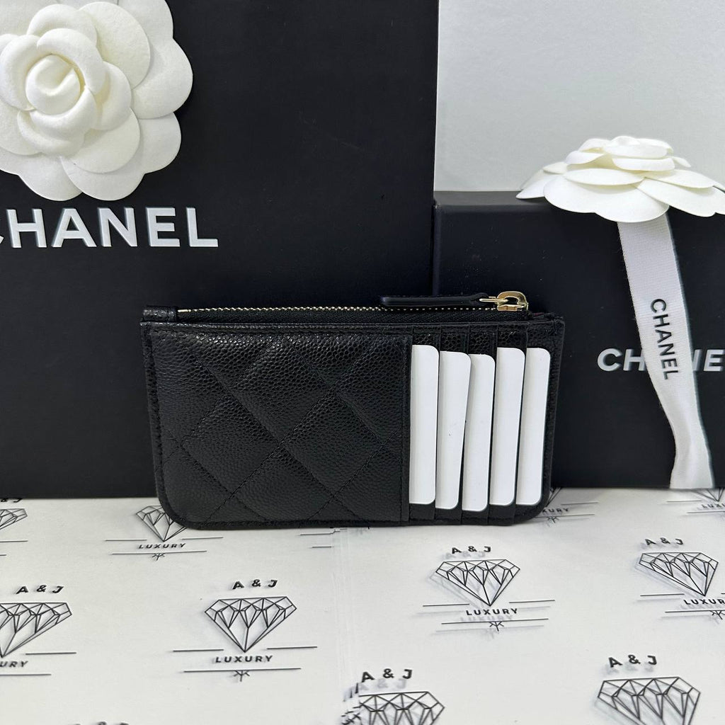 Chanel zip wallet in caviar
