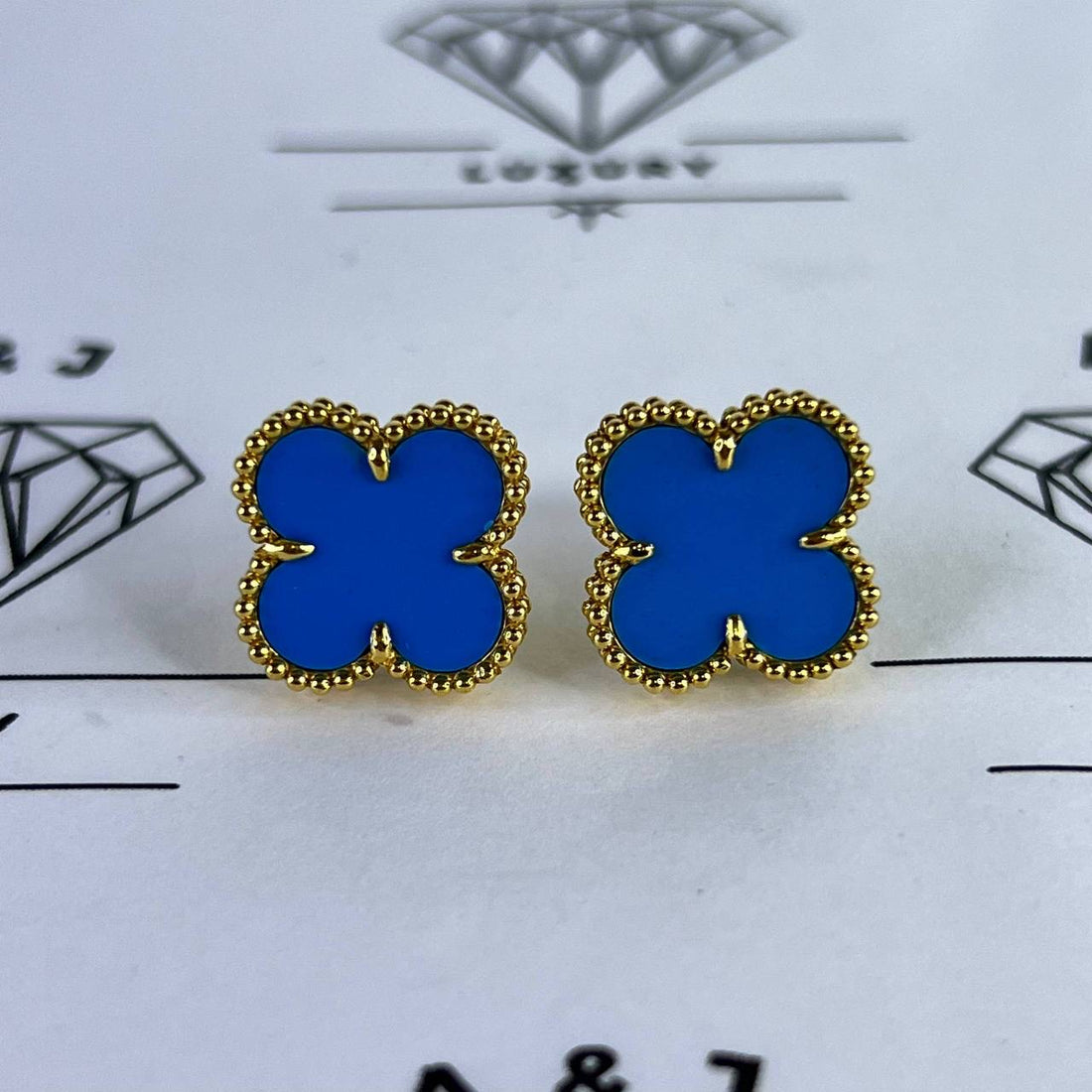 [BRAND NEW] Van Cleef & Arpels HK Setting Vintage Alhambra Earrings in Turquoise 4.78YG